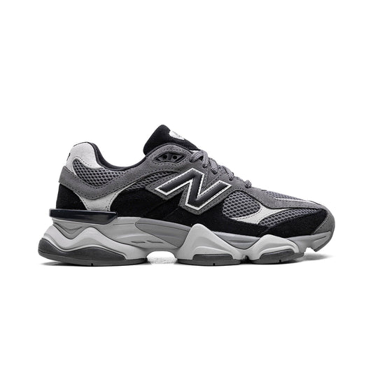 9060 "Black / Castlerock"