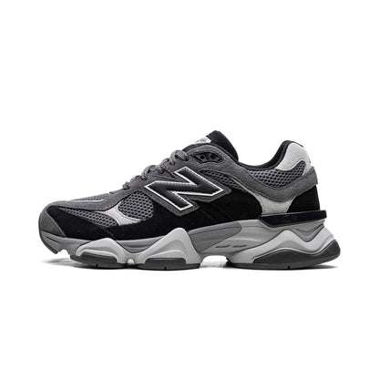 9060 "Black / Castlerock"